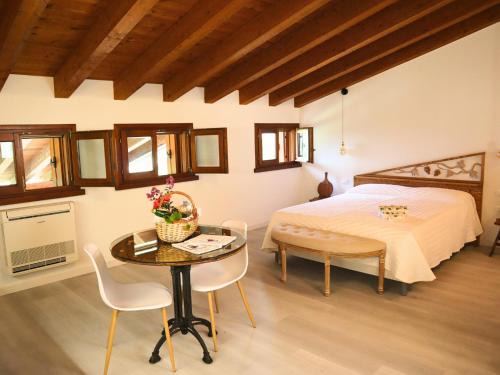Montecchio Maggiore Apartment | L'Abbraccio della Vigna - Alloggio Agrituristico