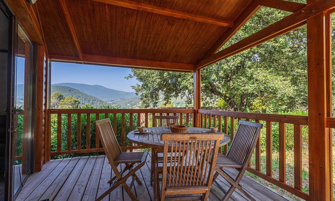 Sollies-Toucas House | L’Abiho - Chalet climatisé avec piscine