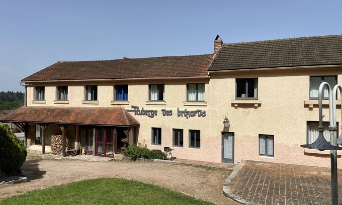 Quarre-les-Tombes House | L'ancienne auberge des Brizards- Fishing and nature
