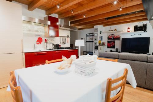 Pescantina Apartment | L'Angolo di Max 23