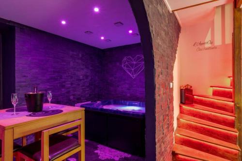Tresserve Apartment | L'AppartOsé, triplex jacuzzi, love room Aix-les-Bains