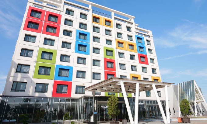 Shanhua District Hotel | L'arc Hotel