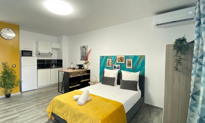 Cayenne Apartment | L'ATELIEr COSY