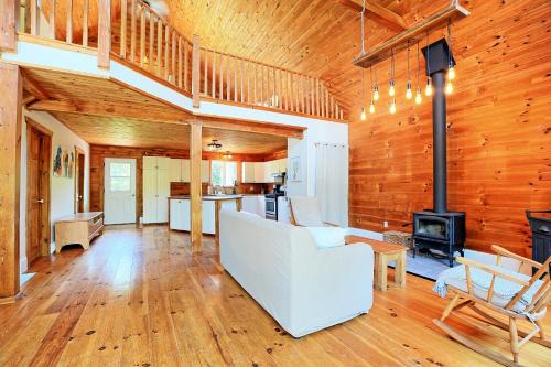 Wakefield House | L'Auberge des Collines Full Guest Suite