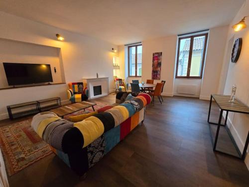 Centre Ville d'Ales Apartment | L'avéjan 170 m² 3 chambres Alès centre ville