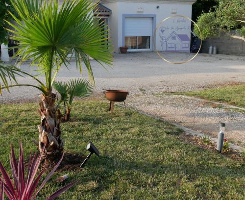 Douzat House | L'Enclos de La Grande Flûte