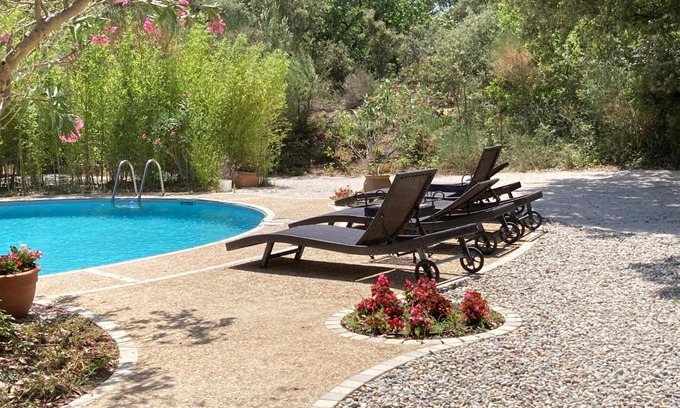 Serignan-du-Comtat House | L'Enclos