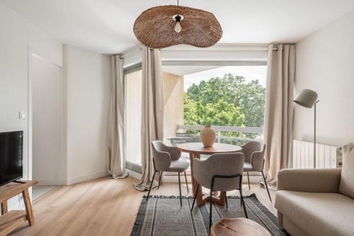 Meylan Apartment | L'Hotel de JC - CHU