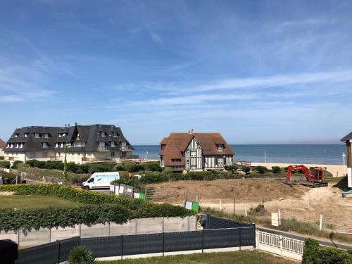 Benerville-sur-Mer Apartment | L oceanide