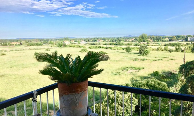 Hyeres Apartment | L'oustau de Hyeres-Vue sur les iles