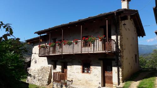 Brossasco Apartment | La Baita nel Bosco