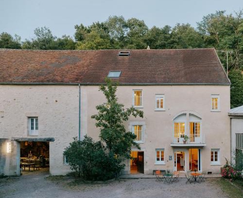 Clamecy Hotel | La Boule d'Or - Auberge créative