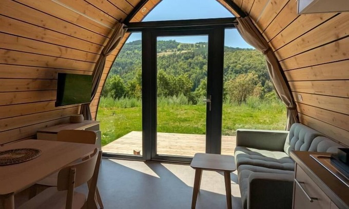 Le Bleymard House | La Cabane de Romane - MONT LOZERE ET GOULET