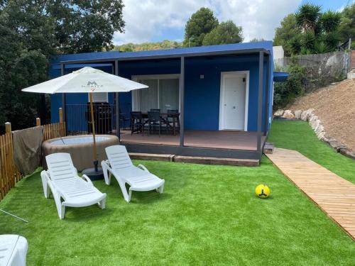 Maspujols House | La Casa Azul