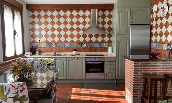 Ortigosa del Monte House | La Casa De La Abuela