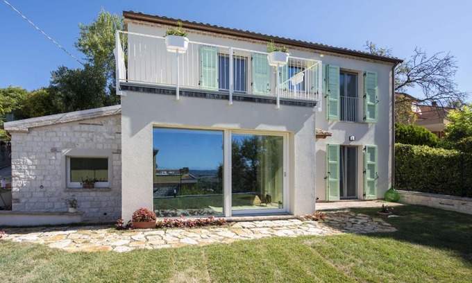 Sirolo Bed & Breakfast | La Casa del Sasso