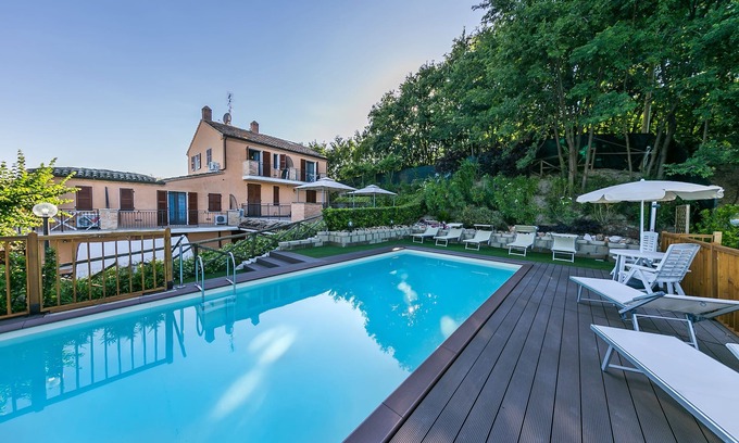 Capodarco Apartment | La casa di Carla Country House Pool and WI Fi Free-STUDIO at 3 km. the sea