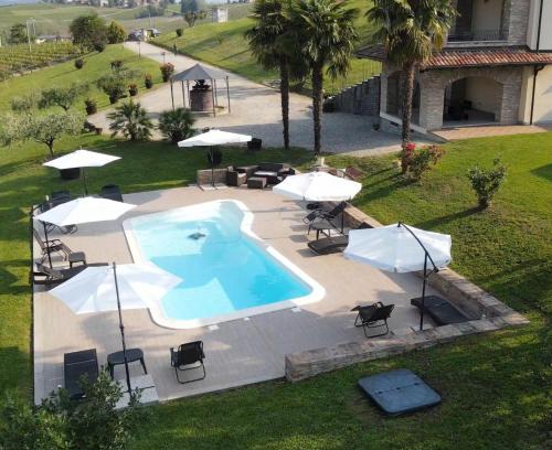 Canelli House | LA CASA IN CAMPAGNA esclusiva