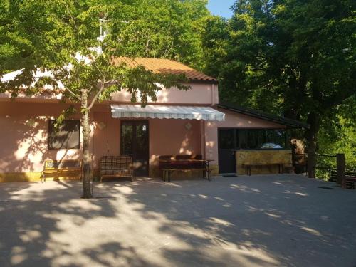 Castelbuono House | La Casetta nel Bosco per Turisti