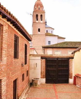 Rueda Villa | La Casona De Tia Victoria