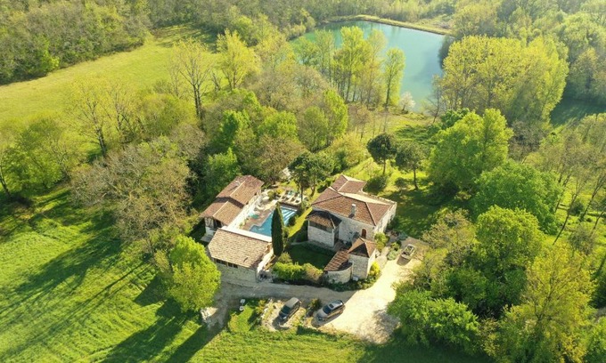 Bajamont Bed & Breakfast | La Garde Pile de Fichou