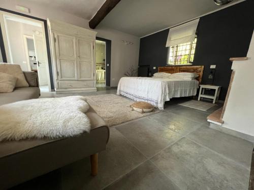 Mortara Apartment | La Ghiandaia