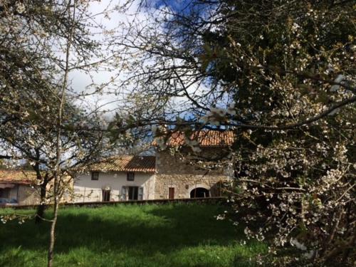 Lacapelle-Viescamp House | La Grange du Lac de Cantalès