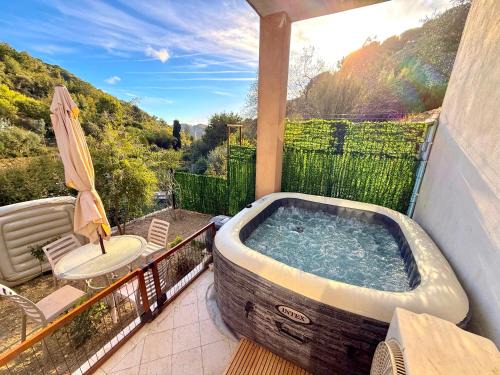 Vallebona House | La maison des Huskys