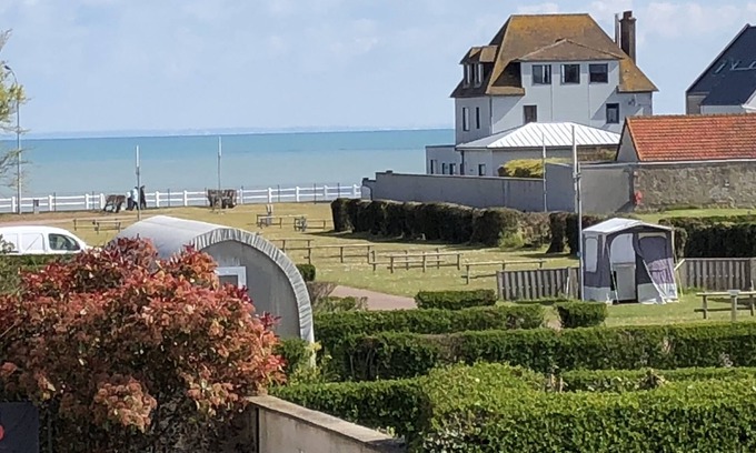 Lion-sur-Mer House | La maison des phares, 5 minutes from the beach