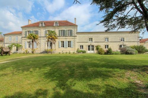 Aumagne House | La Maison du Petit Jacques