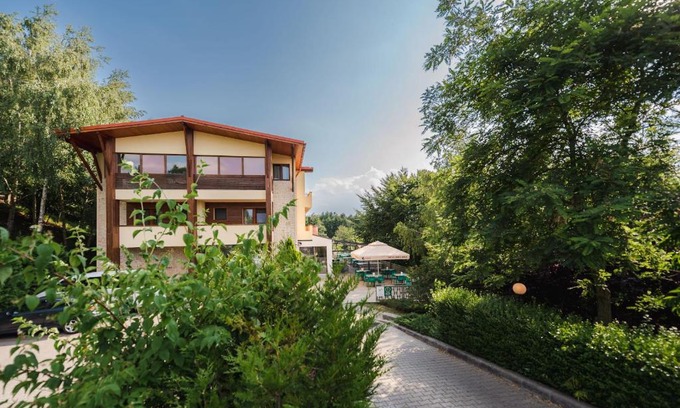 Ciurila Resort | La Mesteceni & Loc cu Stări de Bine, SPA adult only