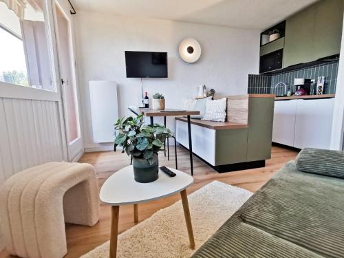 La Lechere Apartment | La Montagnarde avec vue imprenable - station Doucy Valmorel - 4pers