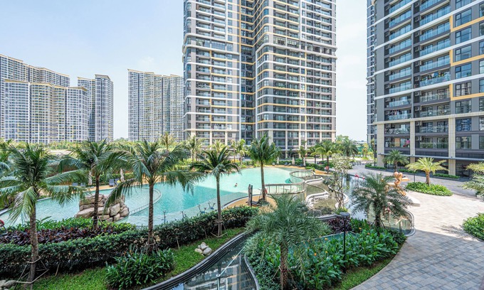 District 9 Apartment | LA Nest - The Green Nest
