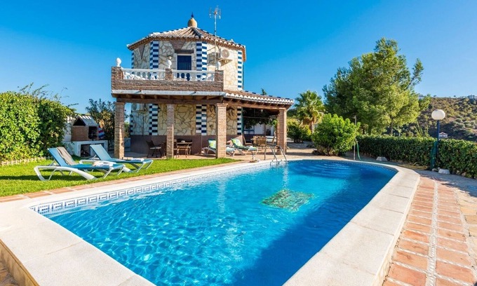 Iznate Villa | La Noria de Iznate by Ruralidays