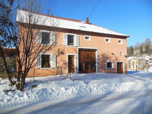Le Saulcy House | La Parrière
