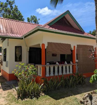 La Passe Apartment | La Passe Guesthouse Self Catering Bungalow
