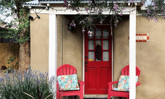 Old Town House | La Perla-Old Town-Balloon Fiesta Special-Historic Old Town