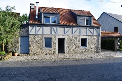 Dinant House | La Petite Maison