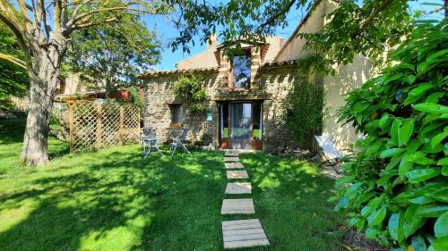 Cassaignes House | La petite maison dans la prairie