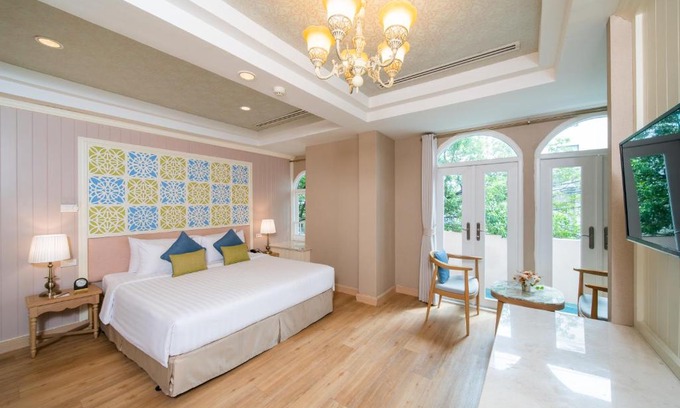 Nana Hotel | La Petite Salil Sukhumvit 8
