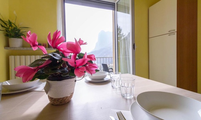 Lecco Apartment | La Pineta - Le Casette di Osvaldo