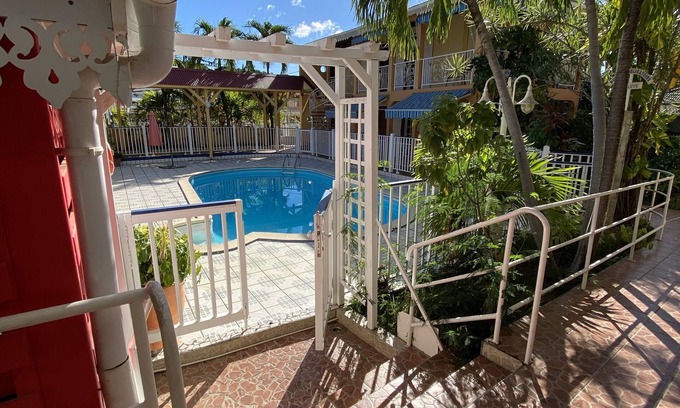 Pointe-Noire Hotel | La Pointe D'Argent