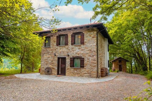 Monastero Bormida Villa | La Quiete del Pero Fiorito Villa in the Langhe