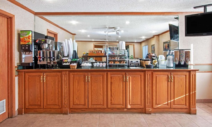 Northeast Heights Hotel | La Quinta Inn & Suites by Wyndham Albuquerque Journal Ctr NW