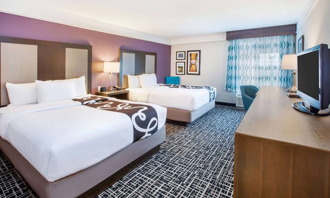 Florence Hotel | La Quinta Inn & Suites by Wyndham Cincinnati Airpt Florence