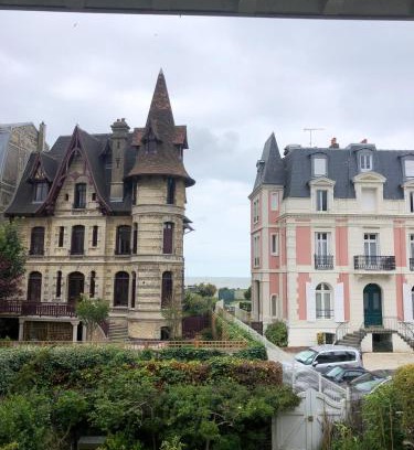 Trouville-sur-Mer Apartment | LA REPOSEE