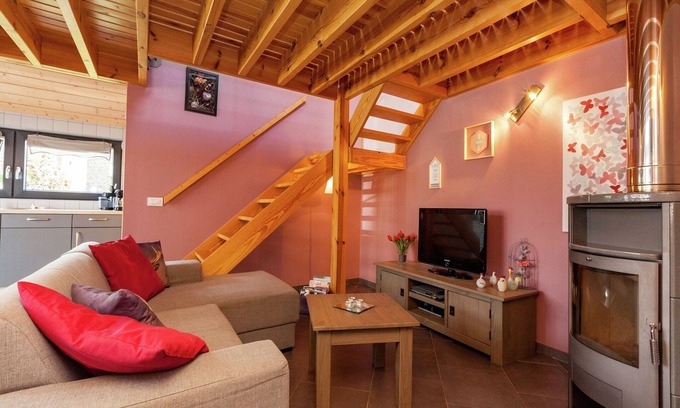 Marcouray House | La Roche Cozy Forest Escape