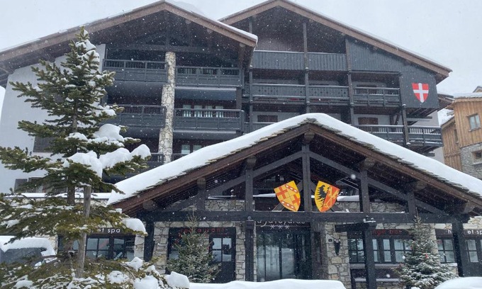 Val-d'Isere Hotel | La Savoyarde