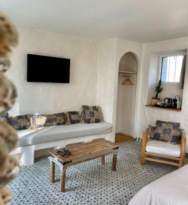 Tonnerre House | La source de l'abbaye