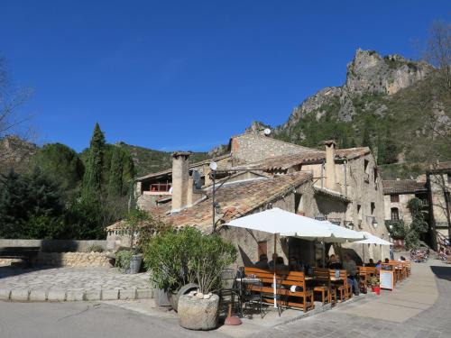 Saint-Guilhem-le-Desert Hotel | La Taverne de l'Escuelle